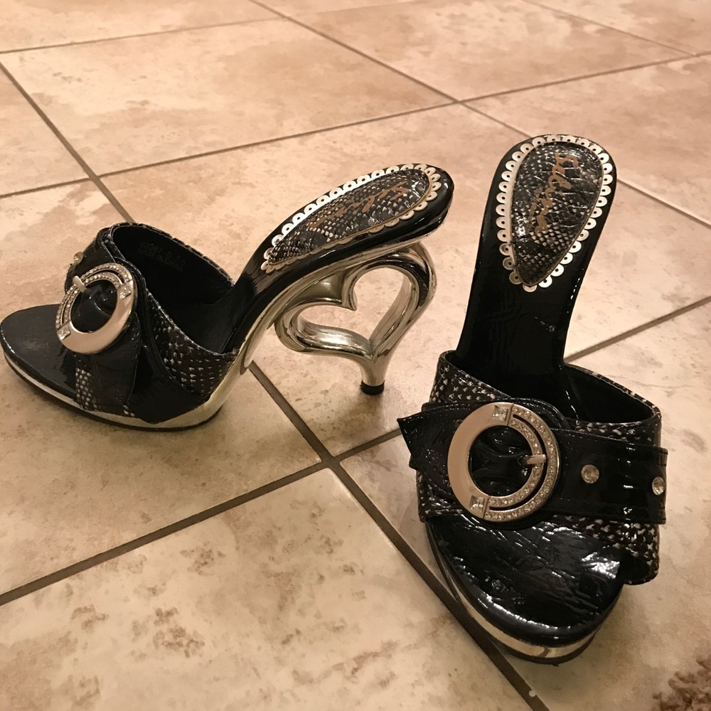 Black "heart" heels